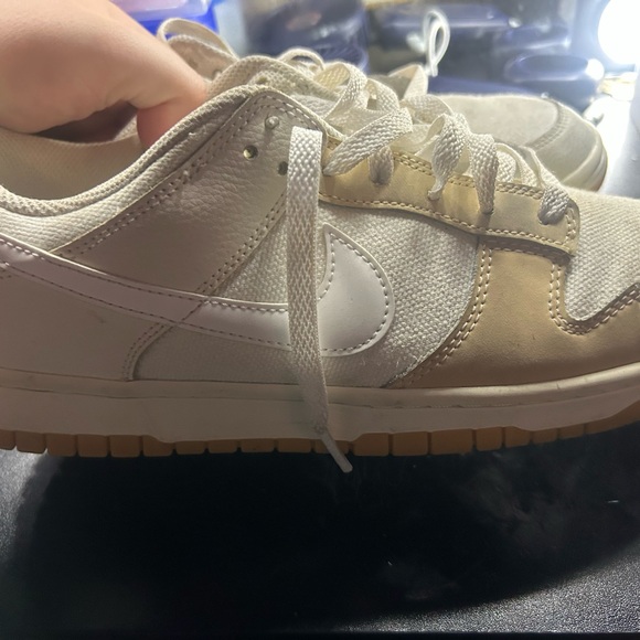 Nike' White and Tan Sneakers - Picture 1 of 4
